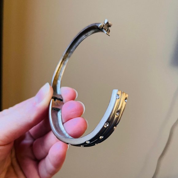 Silver tone bracelet - Picture 1 of 5